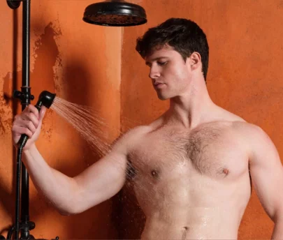 Photo of model @finnhardingfree