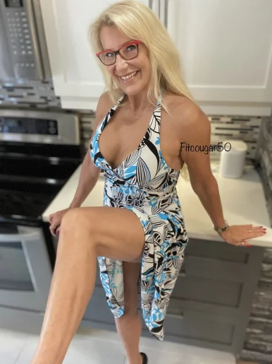 Photo of model @fitcougar_50