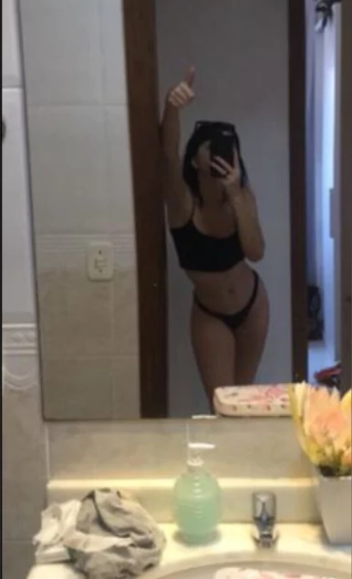 Photo of model @flores_chiquita