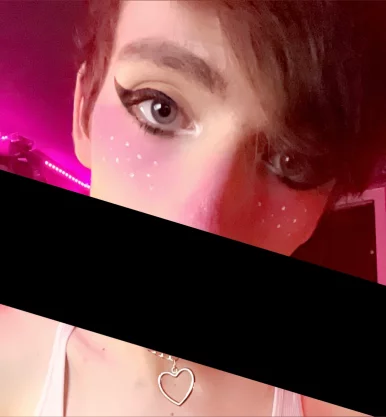 Photo of model @fluffyricecakes