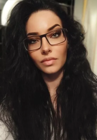 Photo of model @footfetishbang