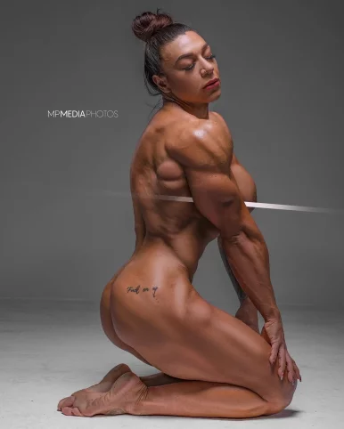 Photo of model @freechelcbabyyy