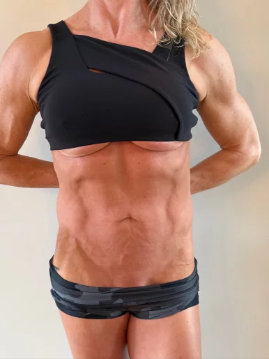 Photo of model @funfitwife