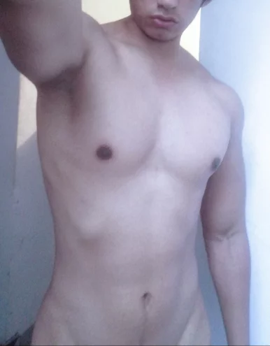 Photo of model @gamer_fit_bi