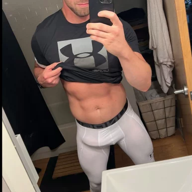 Photo of model @gearsweat