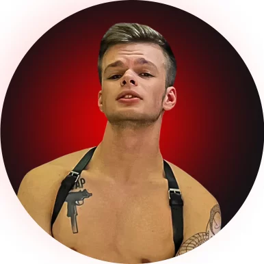 Photo of model @gentle_mikey