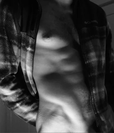 Photo of model @gentlyhung