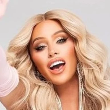 Photo of model @gigigorgeous