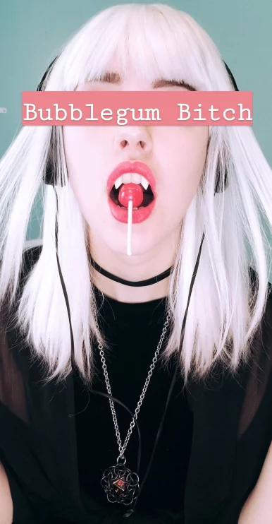 Photo of model @glowlockel