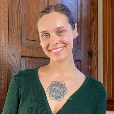 Photo of model @goddess.emerald