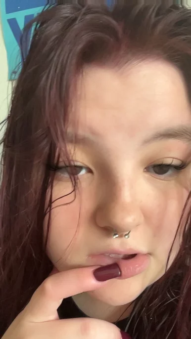 Photo of model @goddess_athena2