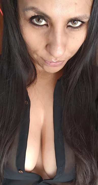 Photo of model @goddess_dessire