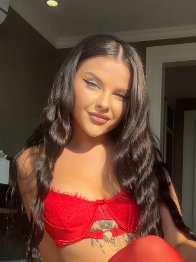 Photo of model @goddess_sheila