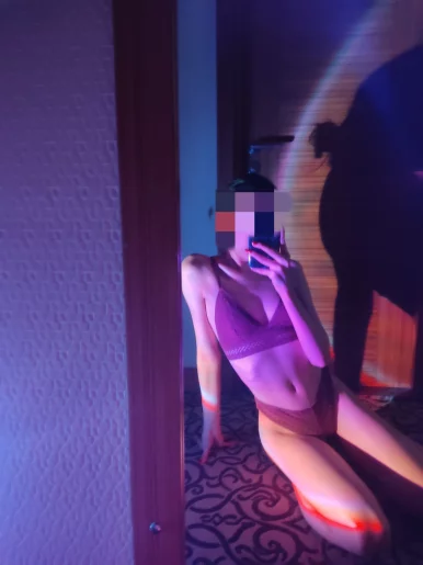 Photo of model @goddessbendis2