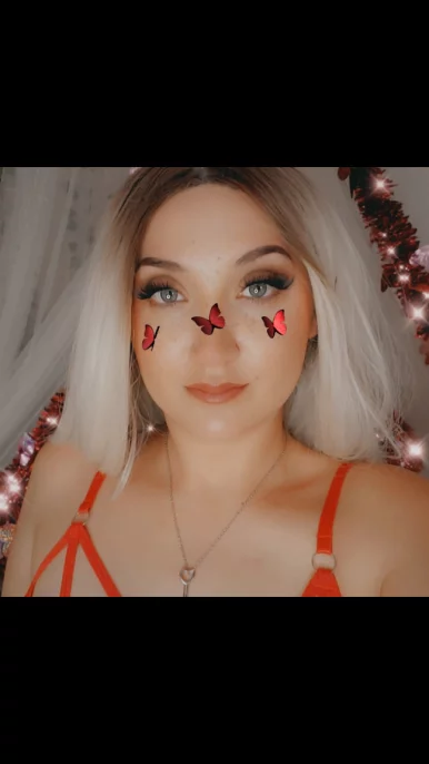 Photo of model @goddessemmy