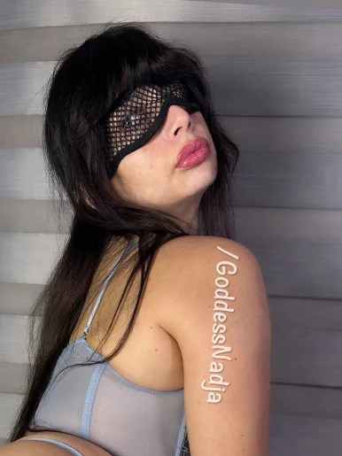 Photo of model @goddessnadja