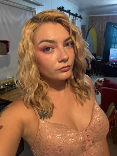 Photo of model @goddessshay099