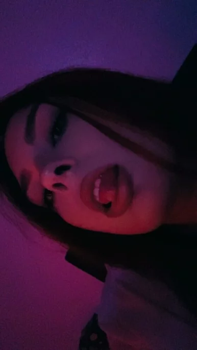 Photo of model @goodgirl22x