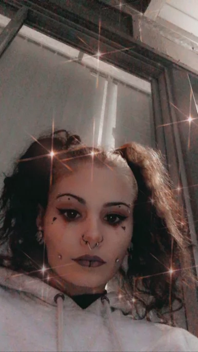 Photo of model @gothgoddess777