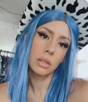 Photo of model @gothkaren