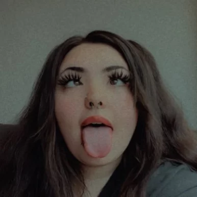 Photo of model @gothmommymarie