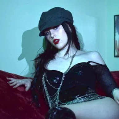 Photo of model @gothreptilemom