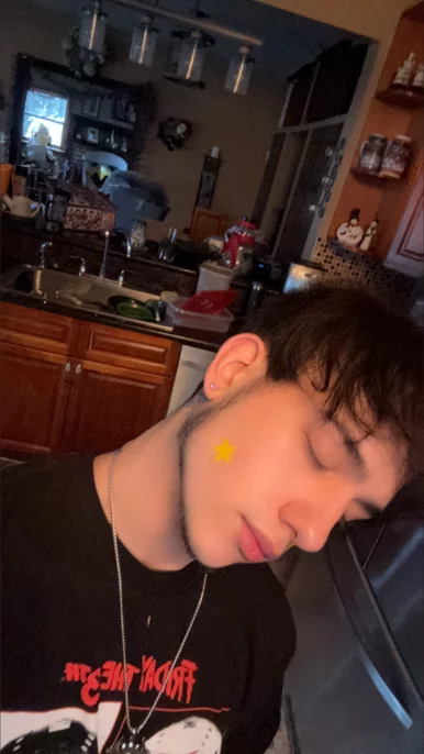 Photo of model @grannyviolator