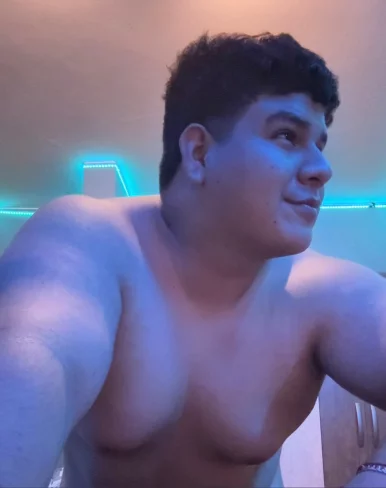 Photo of model @grayhan