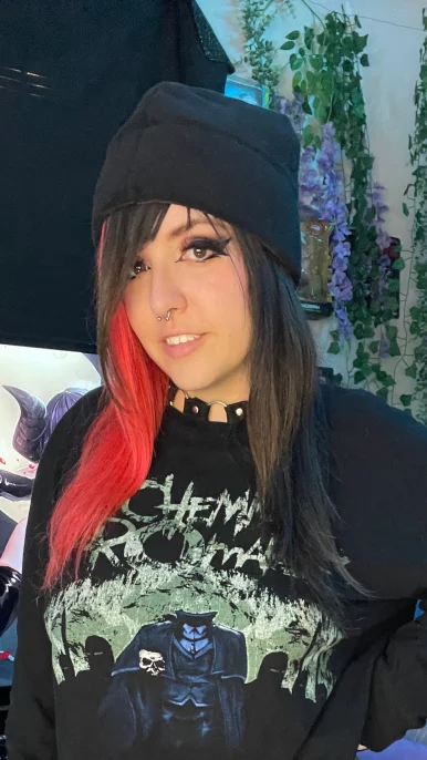 Photo of model @gummyghostgirl