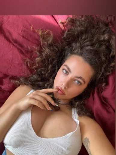 Photo of model @gwenny3.0