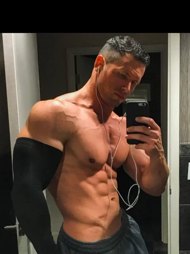 Photo of model @haljordanentertainment