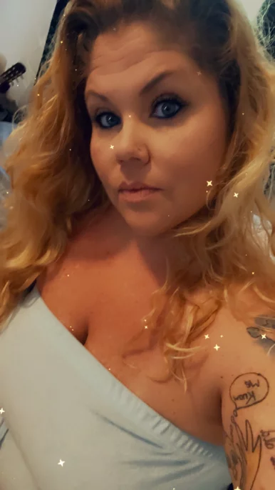 Photo of model @haluley