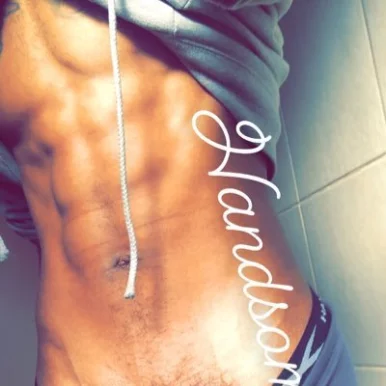 Photo of model @handsome10inxxx