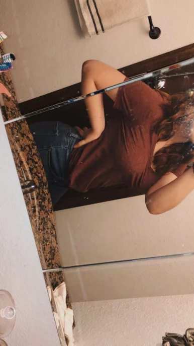 Photo of model @hannahperez