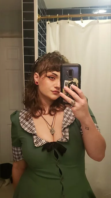 Photo of model @harleythebanshee