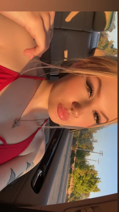 Photo of model @hayliestewart