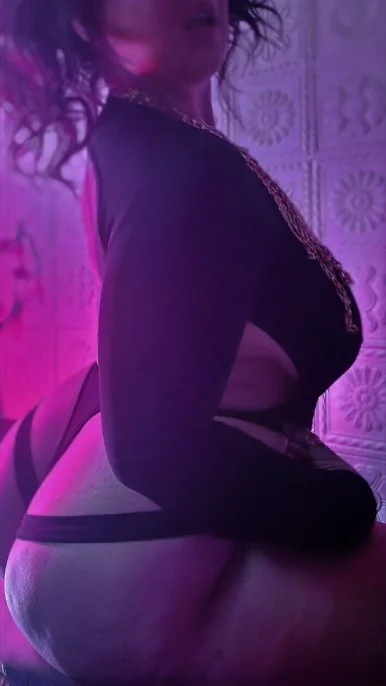 Photo of model @helenarosefemdomme