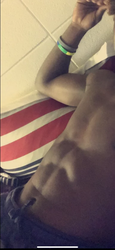 Photo of model @hellenkellersight