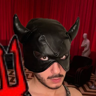 Photo of model @herfirstlove