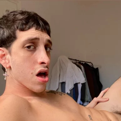 Photo of model @heyokihey00