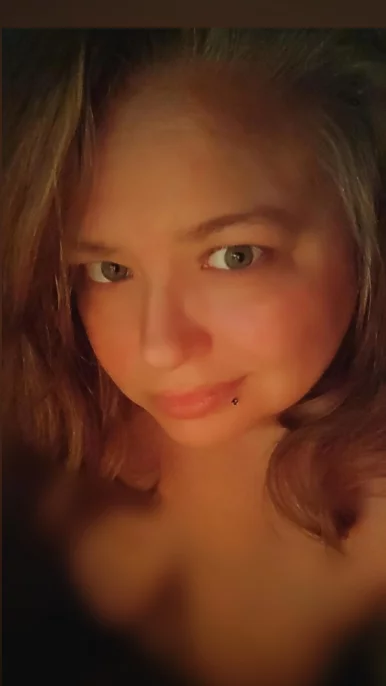 Photo of model @hollyalisabeth