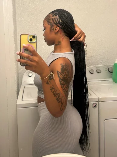 Photo of model @honduranfineass