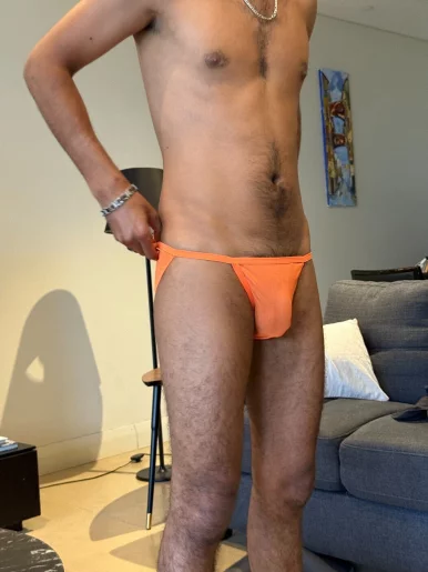 Photo of model @honey4daddies