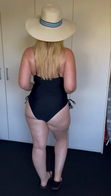 Photo of model @honeybee9219