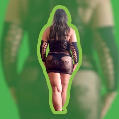 Photo of model @honeycreamsraw