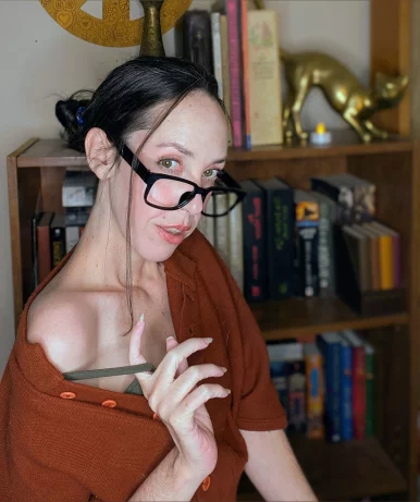 Photo of model @honeyrosexoxxx