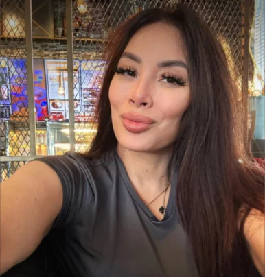 Photo of model @hotmesstv