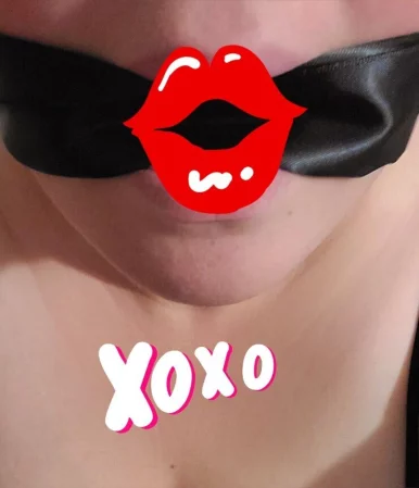 Photo of model @hotmommy_25