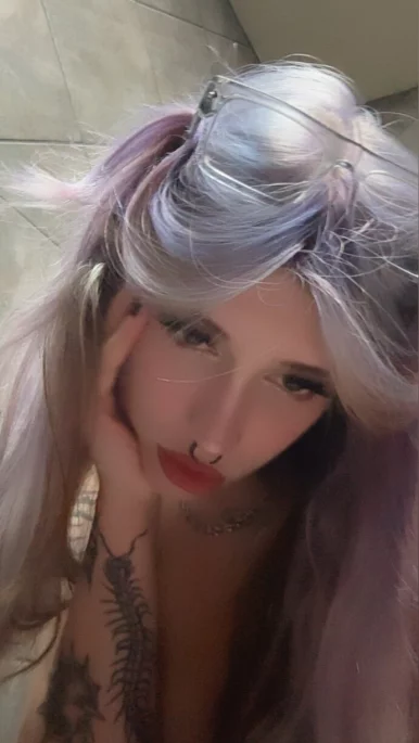 Photo of model @i_kari