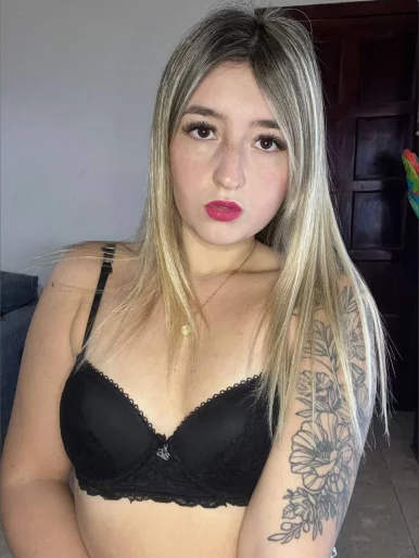 Photo of model @ilona.blc